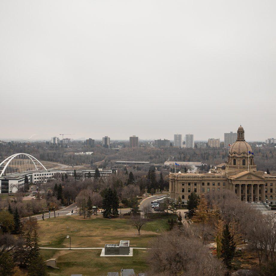 Alberta government ending hybrid work policy for public servants starting in February